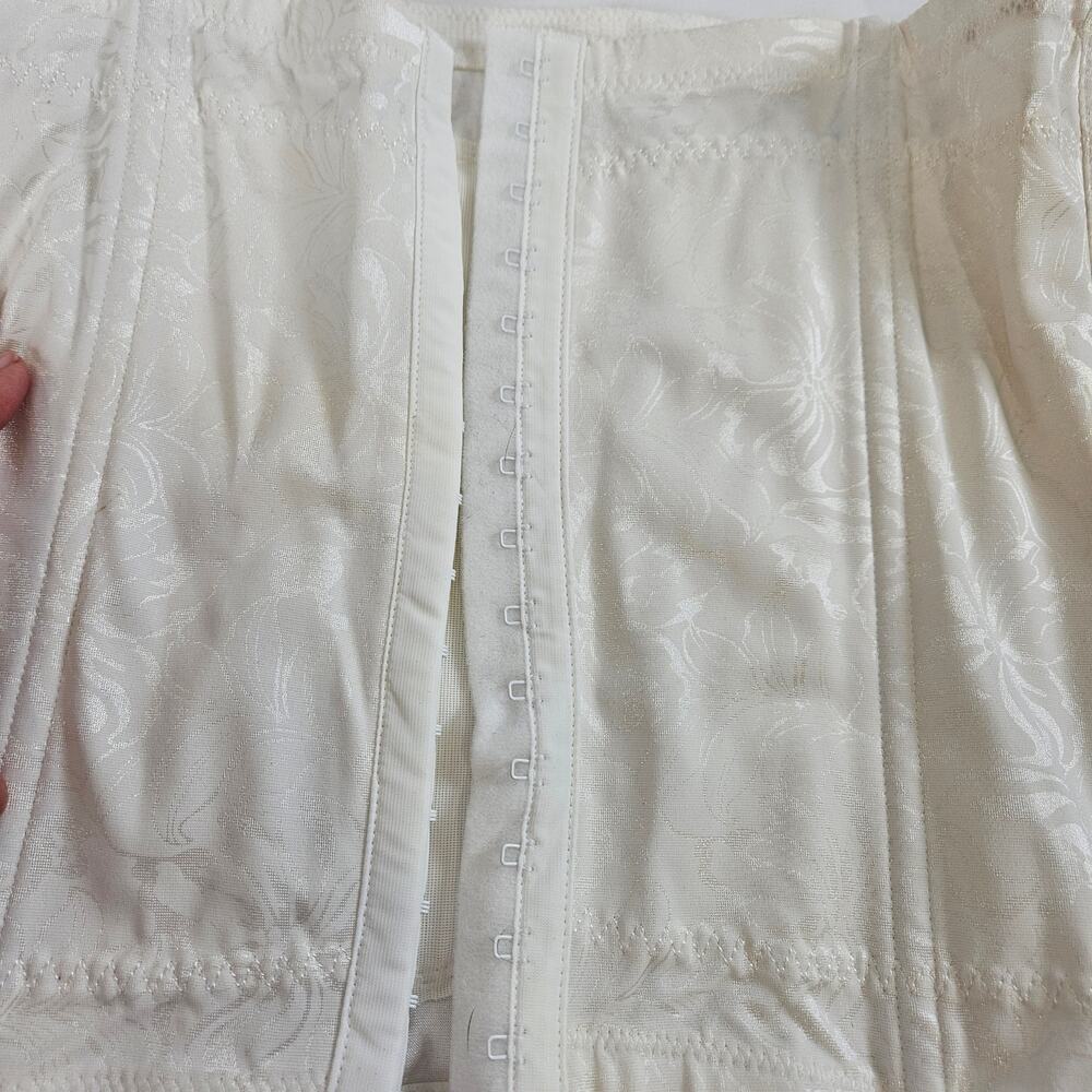 Maidenform Waist Nipper Shapewear Medium White - Picture 6 of 8